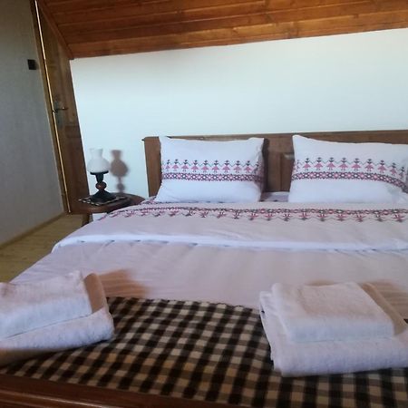 Calinesti  Casa Din Susani חדר תמונה